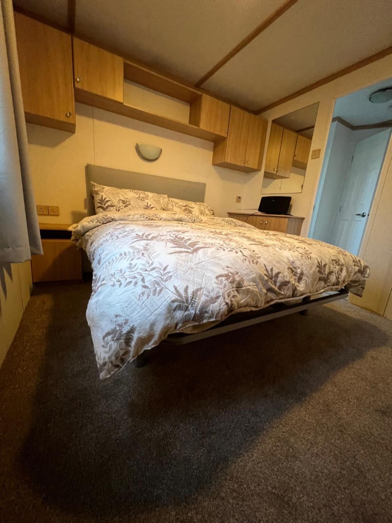 Coastal Caravan Holidays - Goldfinch 22 Уитернси Экстерьер фото